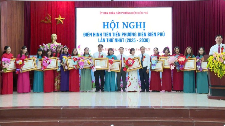 Trường THCS Mường Thanh – Gương điển hình tiên tiến tiêu biểu trong sự nghiệp giáo dục phường Điện Biên Phủ lần thứ I (2025 - 2030)