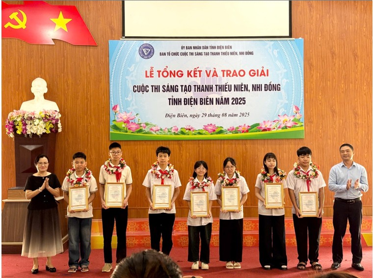 Học sinh Trường THCS Mường Thanh đạt giải nhì tại cuộc thi: “sáng tạo thanh thiếu niên và nhi đồng” tỉnh Điện Biên lần thứ ix, năm 2025.