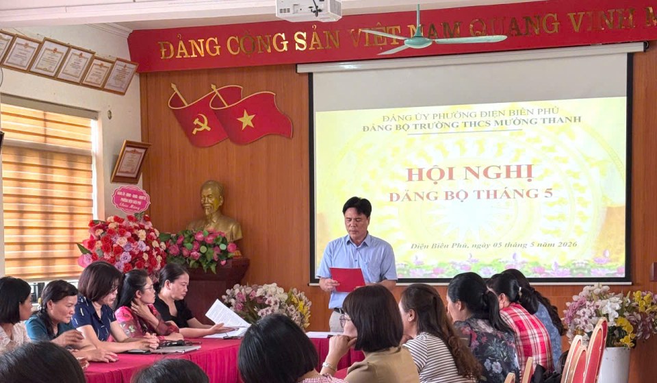 Đảng bộ Trường THCS Mường Thanh: Dấu ấn đổi mới và kiện toàn tổ chức trong những ngày tháng 5 lịch sử