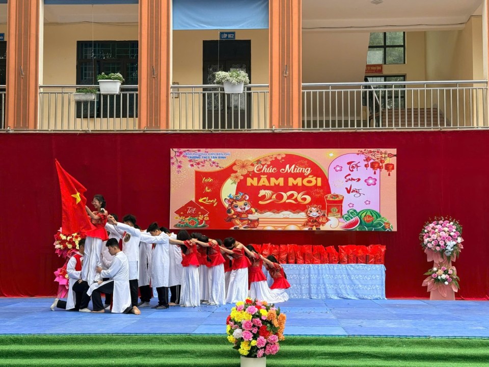 Xuân gắn kết - Tết yêu thương khi sức trẻ hòa cùng lòng nhân ái
