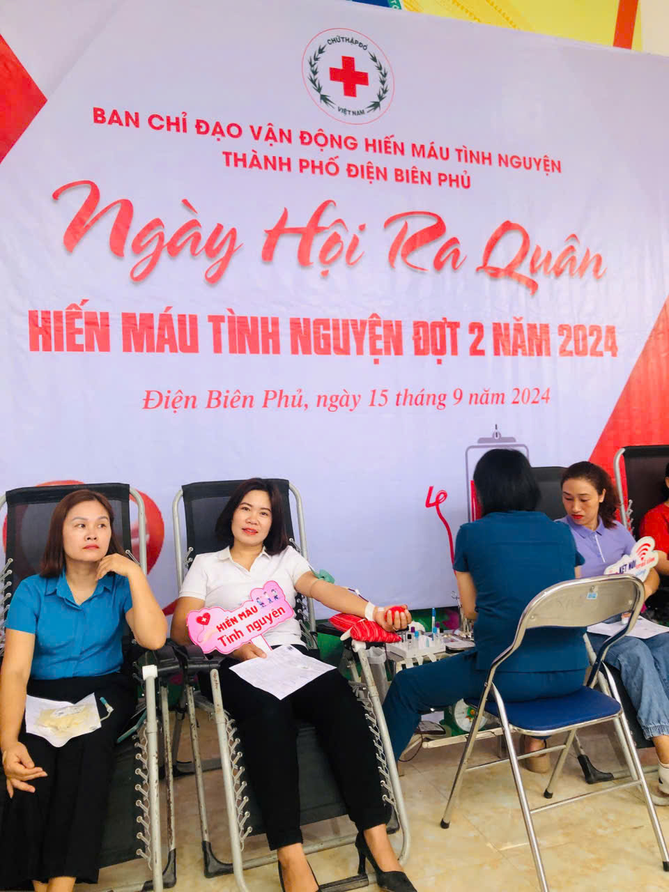 CBGVNV Trường THCS Thanh Bình Tham Gia Hiến Máu Tình Nguyện Lần 2 Năm 2024 Do Hội Chữ Thập Đỏ Thành Phố Điện Biên Phủ tổ chức