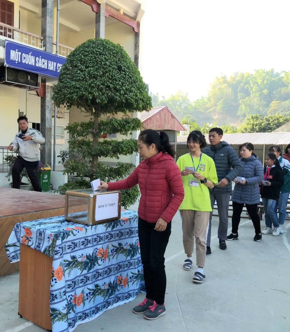 Buổi giao lưu gặp gỡ với trẻ em khuyết tật từ trung tâm dạy nghề nhân đạo
