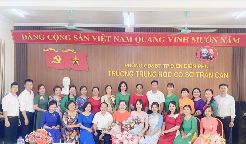 Trường THCS Trần Can tổ chức thành công đại hội Công đoàn cơ sở nhiệm kì 2023 – 2028