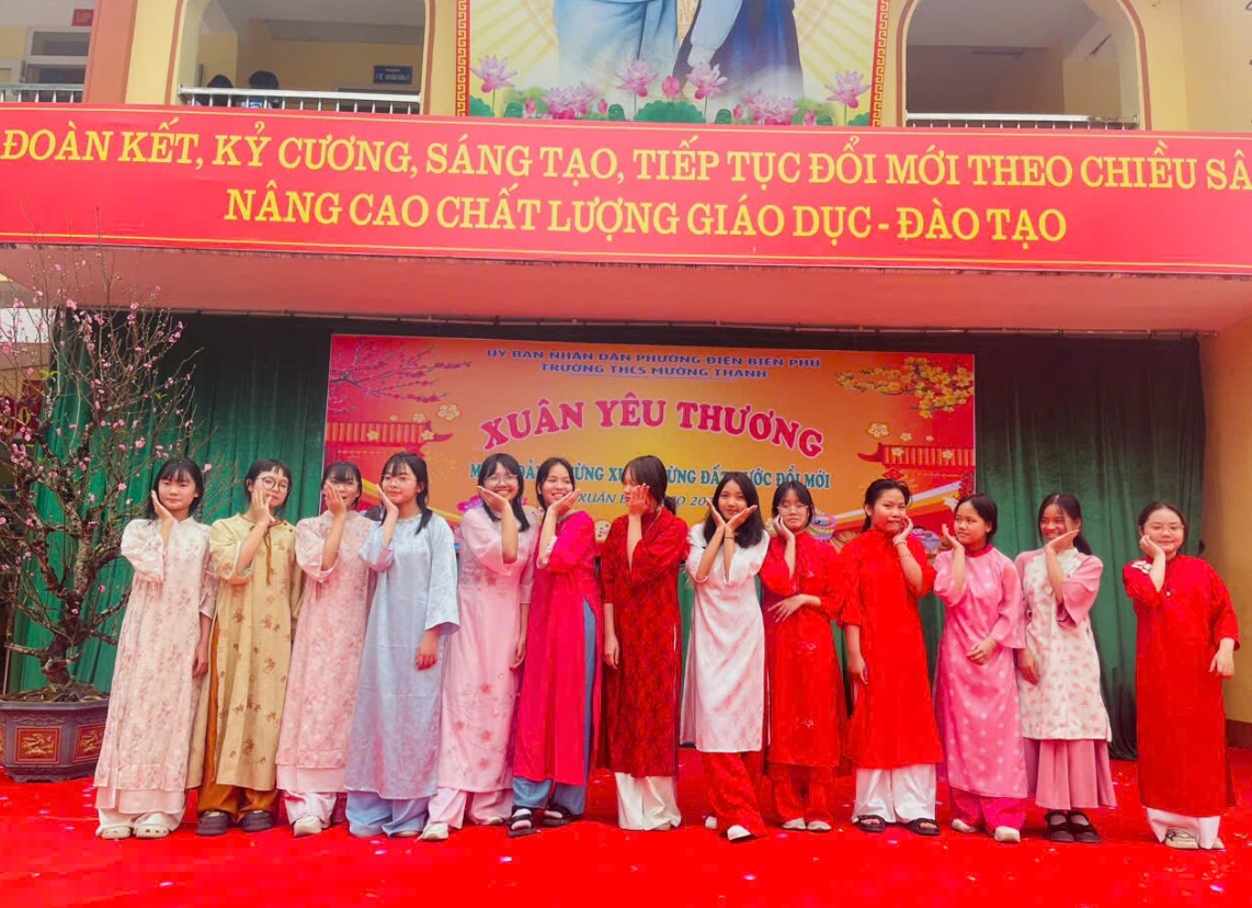 Xuân yêu thương – Tết sẻ chia