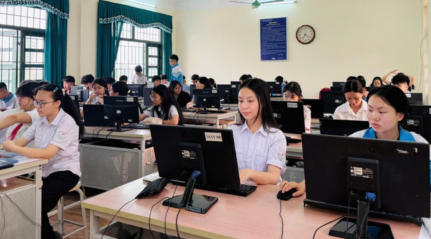 Trường THCS Mường Thanh nghiêm túc, khách quan trong công tác khảo sát chính thức chương trình đánh giá diện rộng quốc gia của học sinh lớp 5, lớp 9 lớp 11 năm 2026.