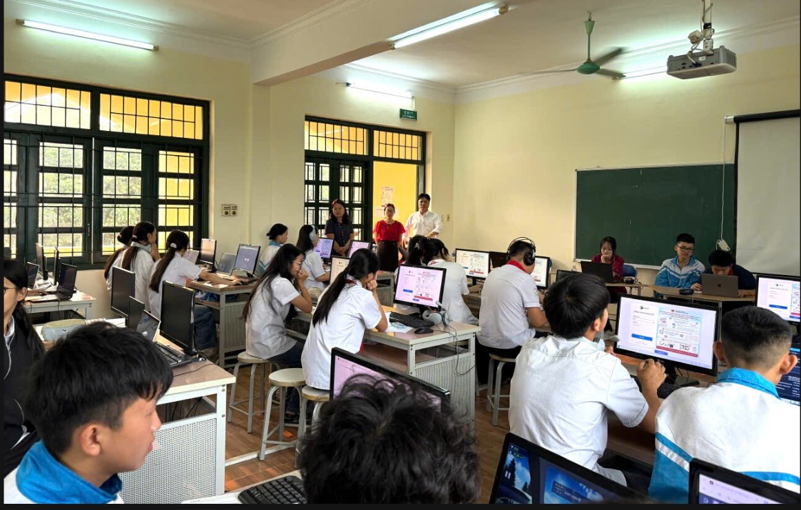 Trường THCS Mường Thanh nghiêm túc, khách quan trong công tác khảo sát chính thức chương trình đánh giá diện rộng quốc gia của học sinh lớp 5, lớp 9 lớp 11 năm 2026.