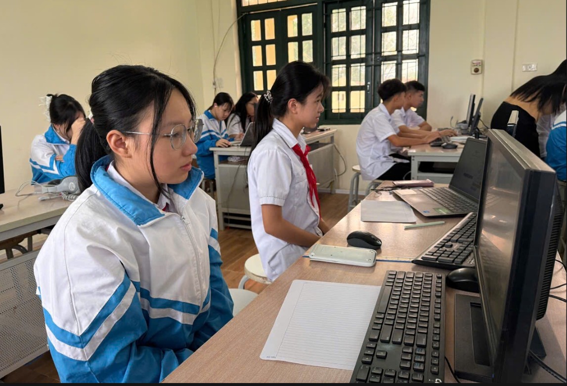 Trường THCS Mường Thanh nghiêm túc, khách quan trong công tác khảo sát chính thức chương trình đánh giá diện rộng quốc gia của học sinh lớp 5, lớp 9 lớp 11 năm 2026.