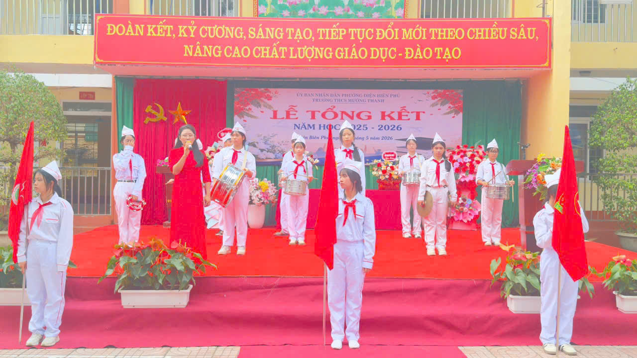 Rực rỡ sắc phượng hồng: Trường THCS Mường Thanh tổ chức lễ tổng kết năm học 2025-2026