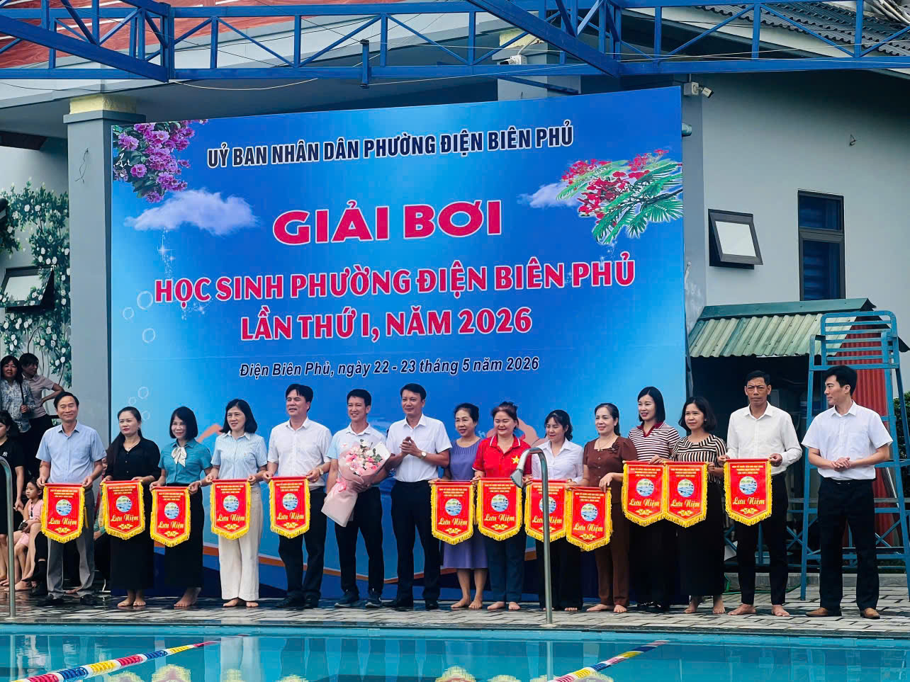 Rực rỡ sắc vàng: Trường THCS Mường Thanh đạt giải xuất sắc nhất tại giải bơi học sinh phường Điện Biên Phủ lần thứ i, năm 2026