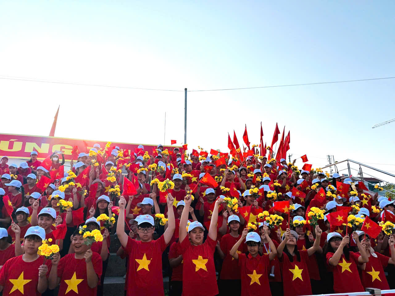 Thầy trò Trường THCS Mường Thanh tham gia lễ khai mạc đại hội tdtt tỉnh Điện Biên lần thứ xii năm 2026.