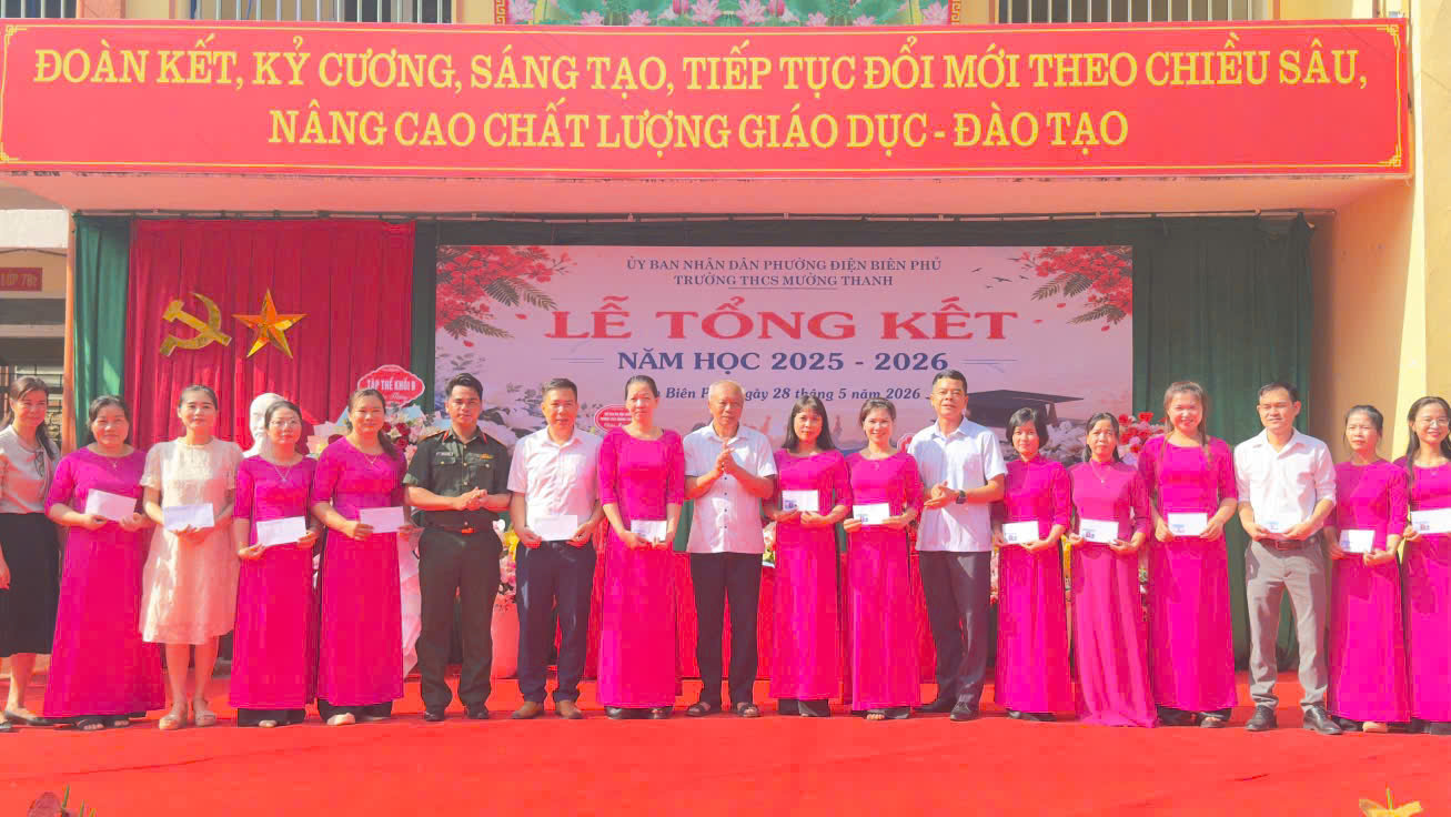 Rực rỡ sắc phượng hồng: Trường THCS Mường Thanh tổ chức lễ tổng kết năm học 2025-2026