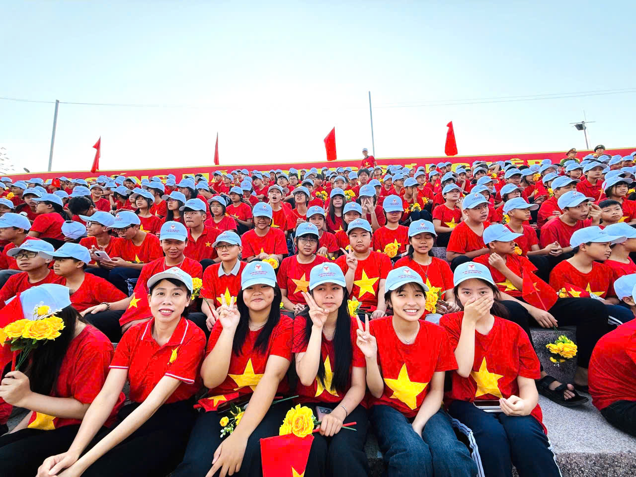Thầy trò Trường THCS Mường Thanh tham gia lễ khai mạc đại hội tdtt tỉnh Điện Biên lần thứ xii năm 2026.