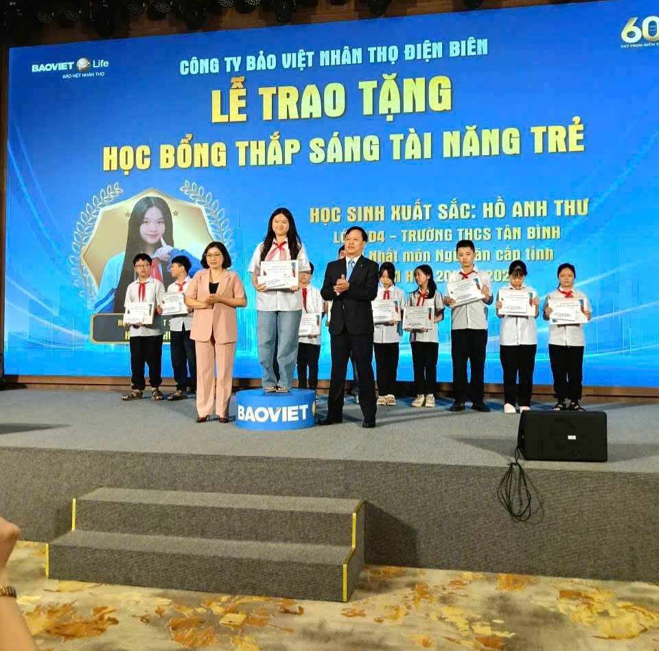 Công ty Bảo Việt Nhân thọ Điện Biên phối hợp với trường THCS Tân Bình triển khai chương trình học bổng “Thắp sáng tài năng trẻ” năm 2026