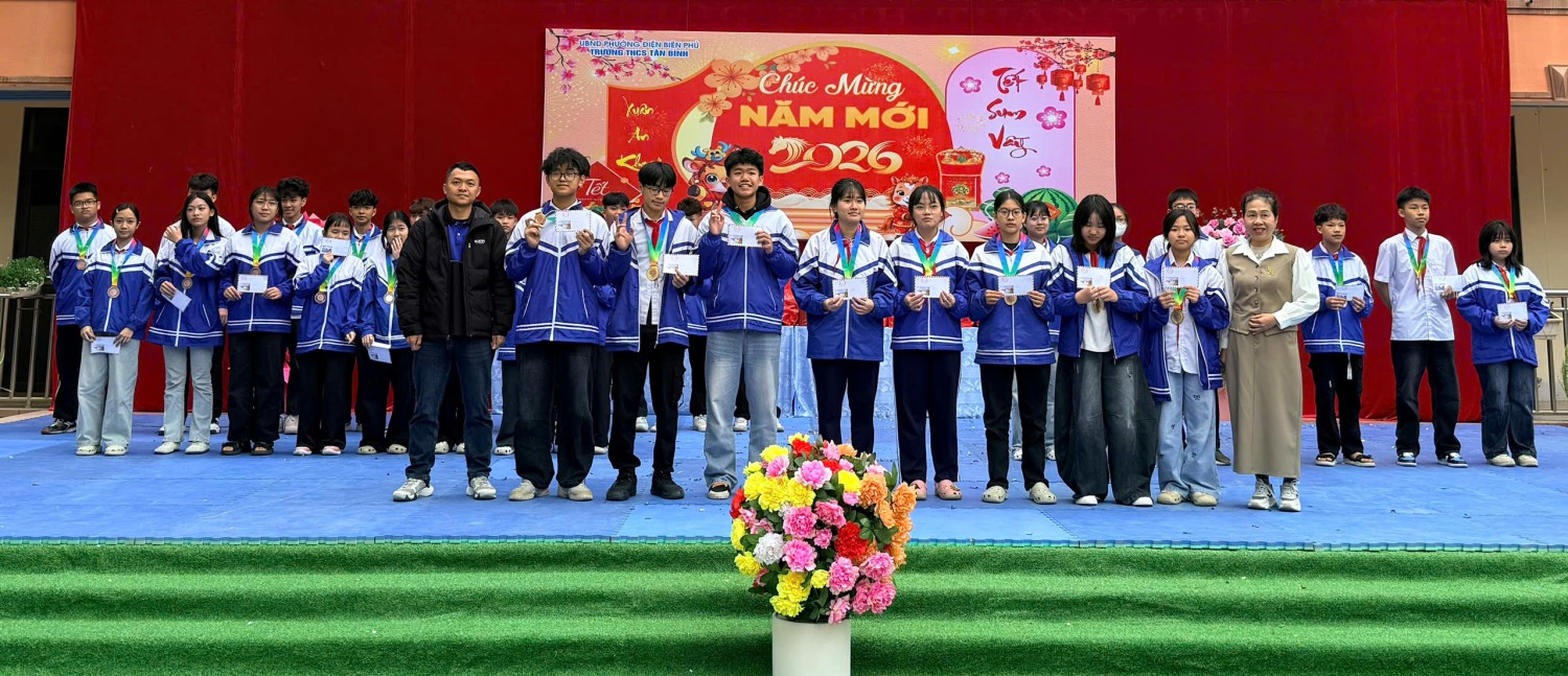 Xuân gắn kết - Tết yêu thương khi sức trẻ hòa cùng lòng nhân ái