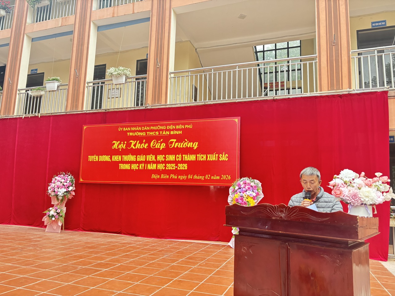 Trường THCS Tân Bình - Rực rỡ sắc màu trong Hội khỏe Phù Đổng cấp trường và vinh danh những "hạt giống vàng" đạt kết quả cao trong các kì thi chọn hsg các môn văn hoá lớp 9; khoa học kĩ thuật cấp phường, cấp tỉnh năm học 2025-2026.