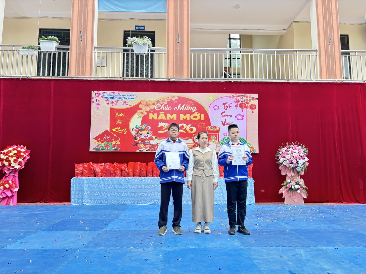 Xuân gắn kết - Tết yêu thương khi sức trẻ hòa cùng lòng nhân ái