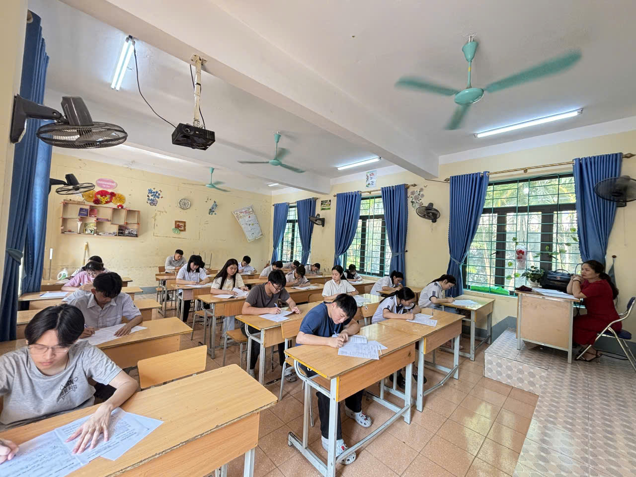 Kỳ thi thử vào lớp 10 tại Trường THCS Tân Bình: Bước chuẩn bị vững vàng cho kỳ thi quan trọng