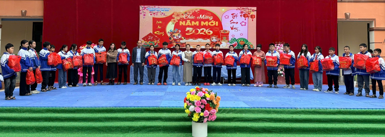 Xuân gắn kết - Tết yêu thương khi sức trẻ hòa cùng lòng nhân ái