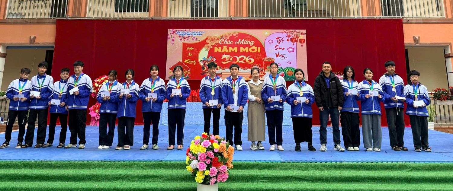Xuân gắn kết - Tết yêu thương khi sức trẻ hòa cùng lòng nhân ái
