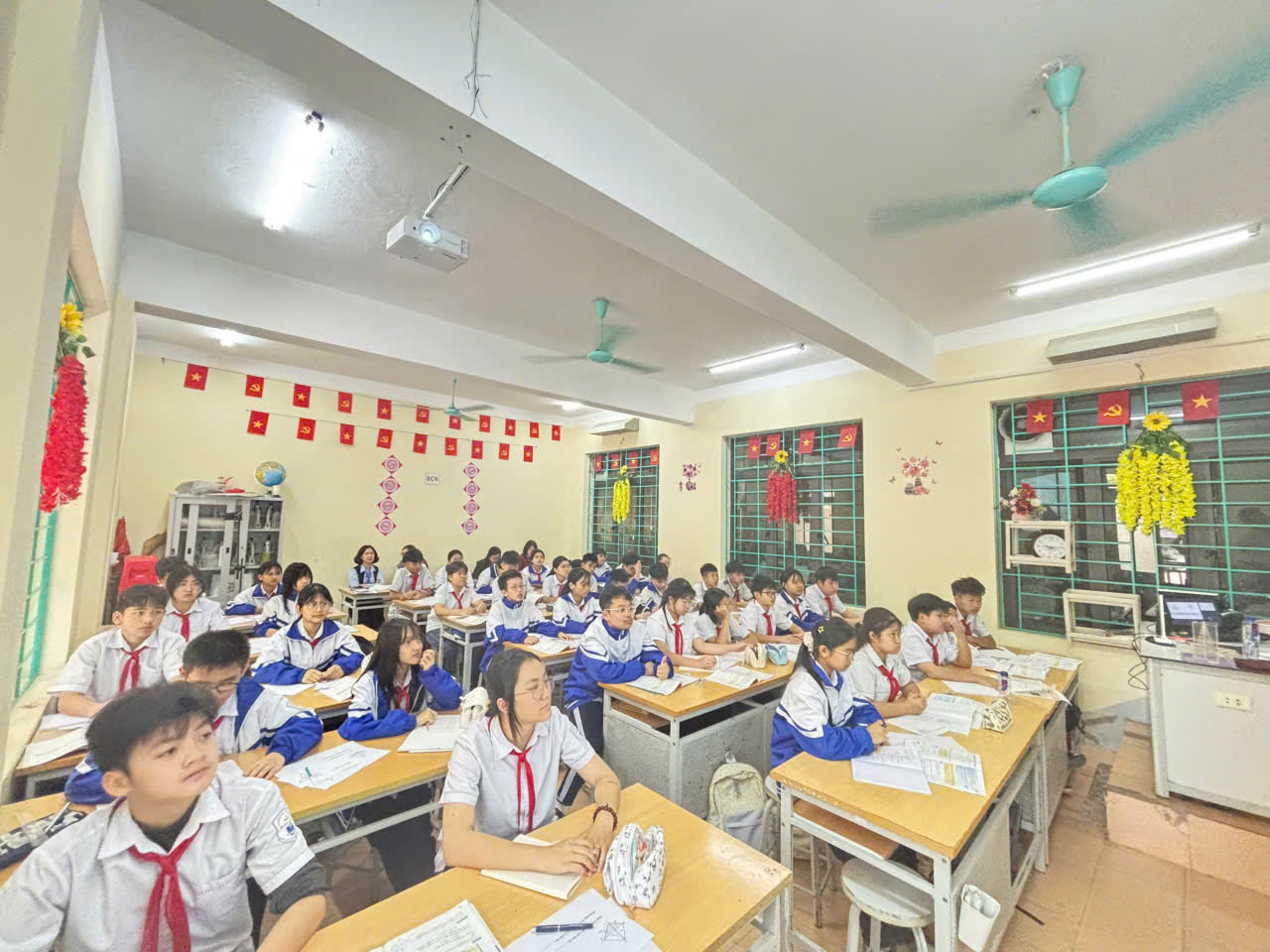 Trường THCS Tân Bình sẵn sàng cho hội thi giáo viên dạy giỏi cấp phường năm học 2025–2026