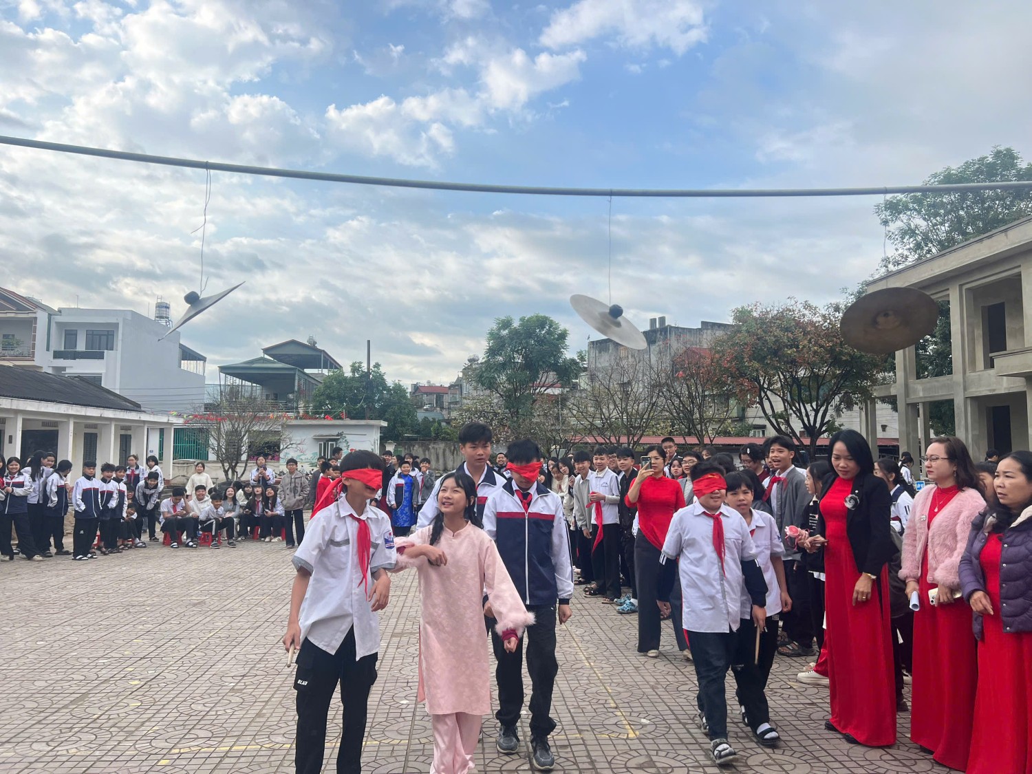 Trường THCS Thanh Bình - Phường Điện Biên Phủ tổ chức chương trình “Tết bính ngọ – Xuân yêu thương 2026”