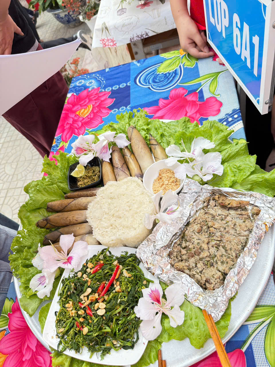 Trường THCS Thanh Bình, phường Điện Biên Phủ tổ chức các hoạt động chào mừng ngày quốc tế phụ nữ 8/3 và hưởng ứng lễ hội Hoa Ban năm 2026