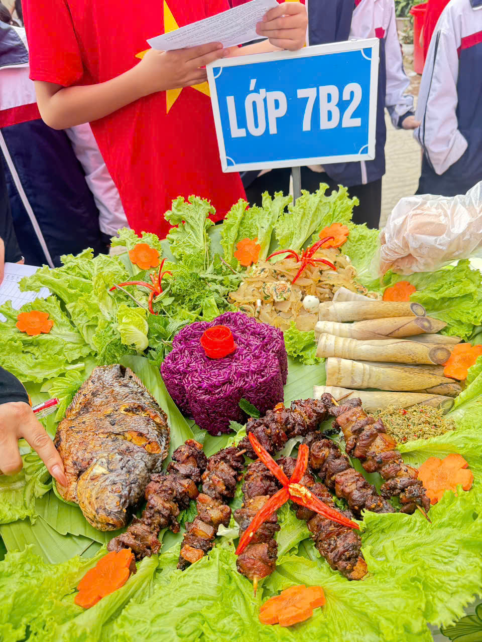 Trường THCS Thanh Bình, phường Điện Biên Phủ tổ chức các hoạt động chào mừng ngày quốc tế phụ nữ 8/3 và hưởng ứng lễ hội Hoa Ban năm 2026