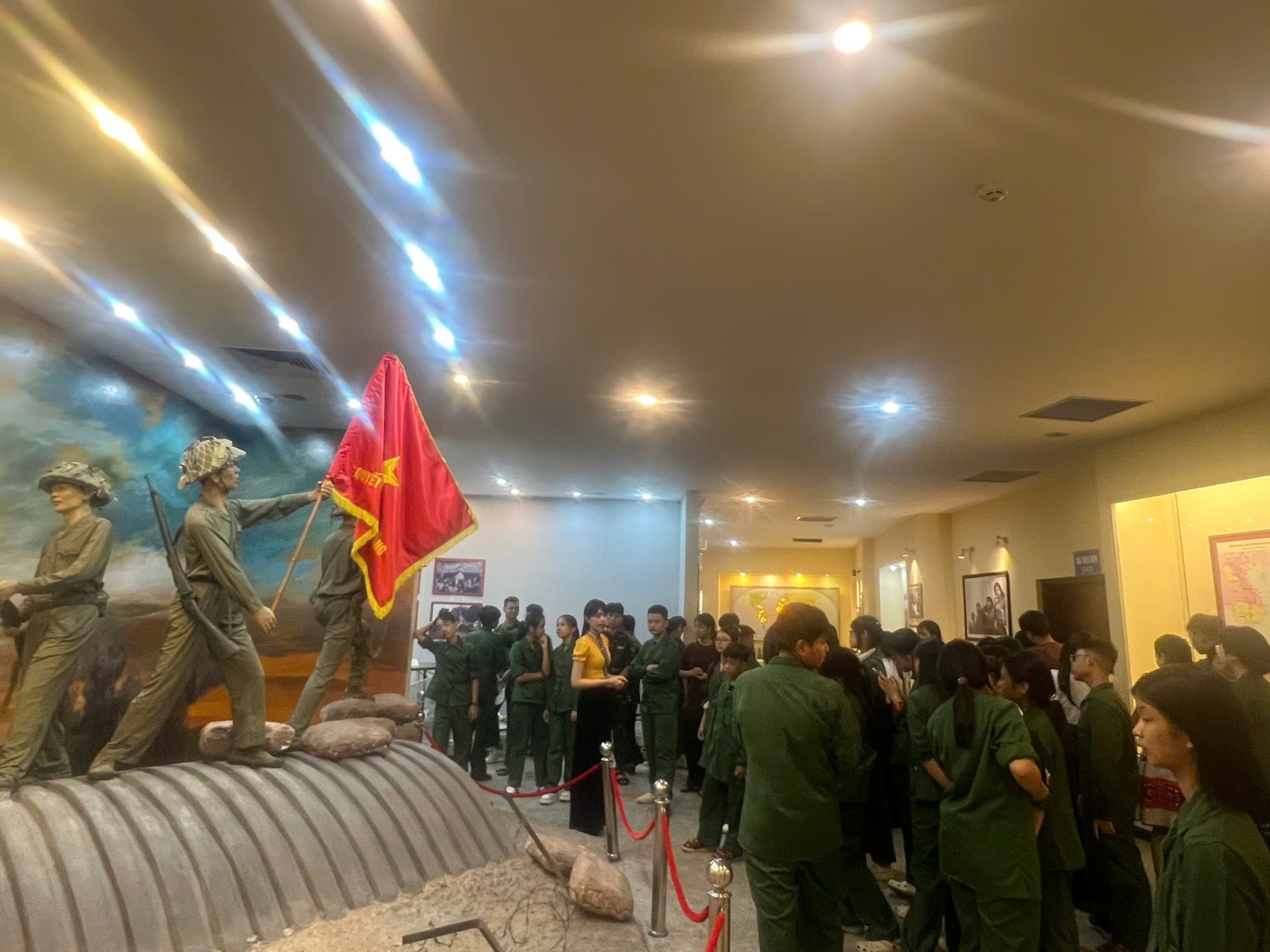 Học sinh Trường THCS Thanh Bình tham gia chương trình “chúng em làm chiến sỹ Điện Biên”