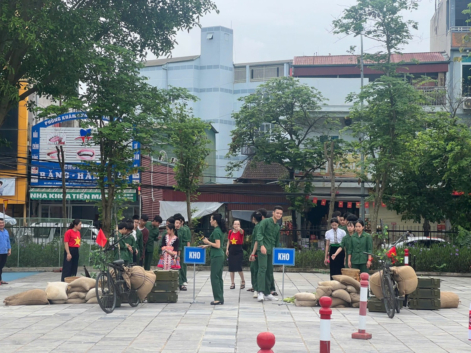 Học sinh Trường THCS Thanh Bình tham gia chương trình “chúng em làm chiến sỹ Điện Biên”