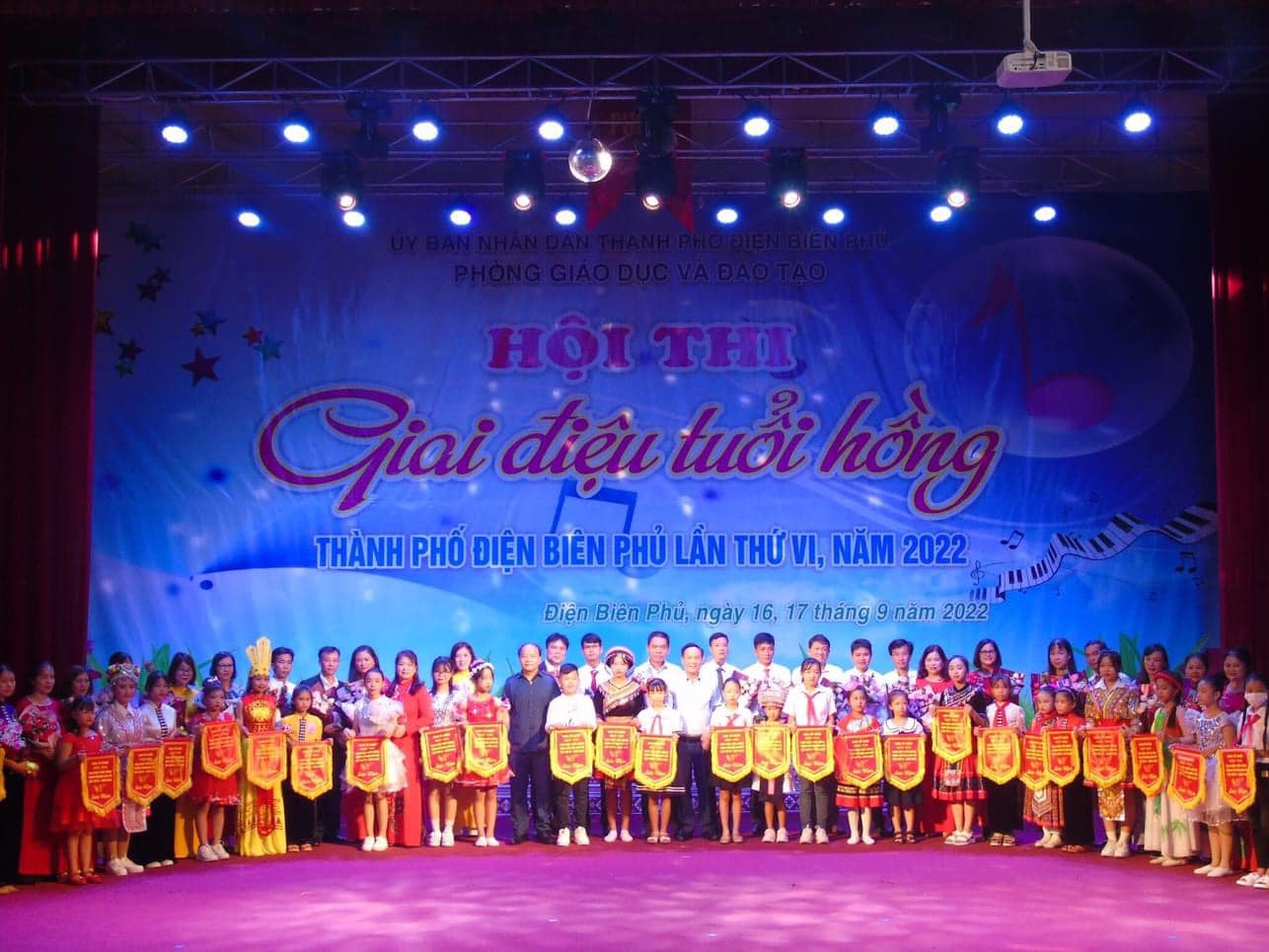 Giai điệu tuổi hồng – Sân chơi âm nhạc của học sinh