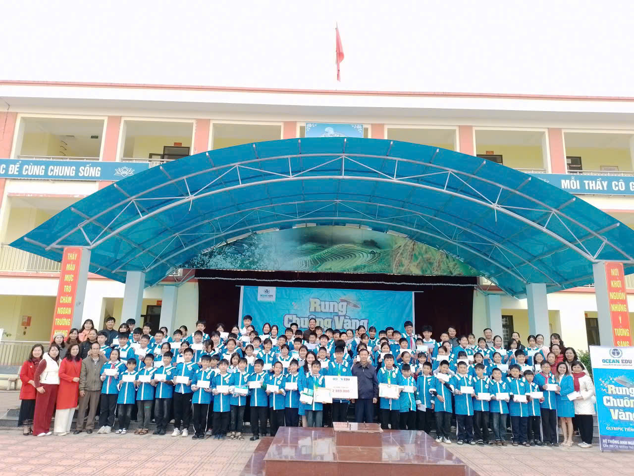 Trường THCS Trần Can rộn ràng trong cuộc thi rung chuông vàng