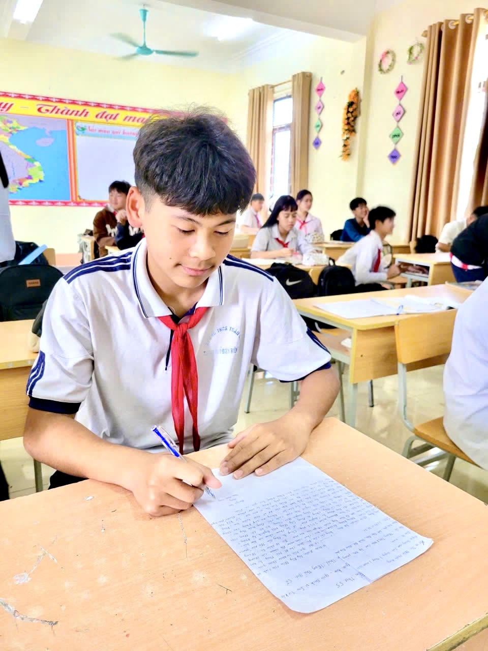 Viết thư UPU Quốc tế lần thứ 55 năm 2026 tại Trường THCS Trần Can