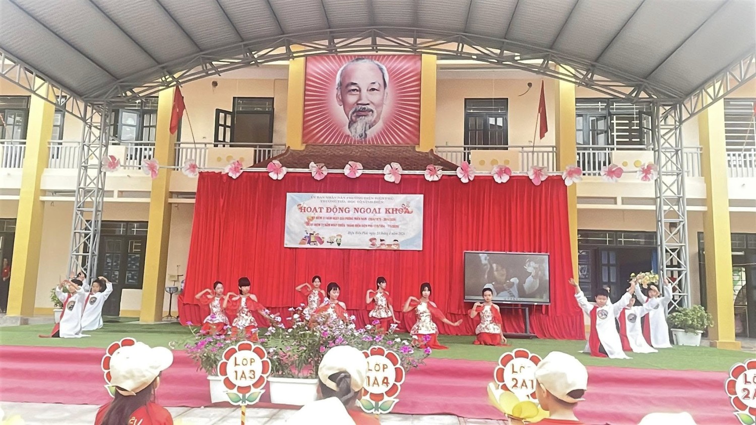 Trường THCS Trần Can tuyên truyền tuyển sinh tại trường tiểu học Tô Vĩnh Diện