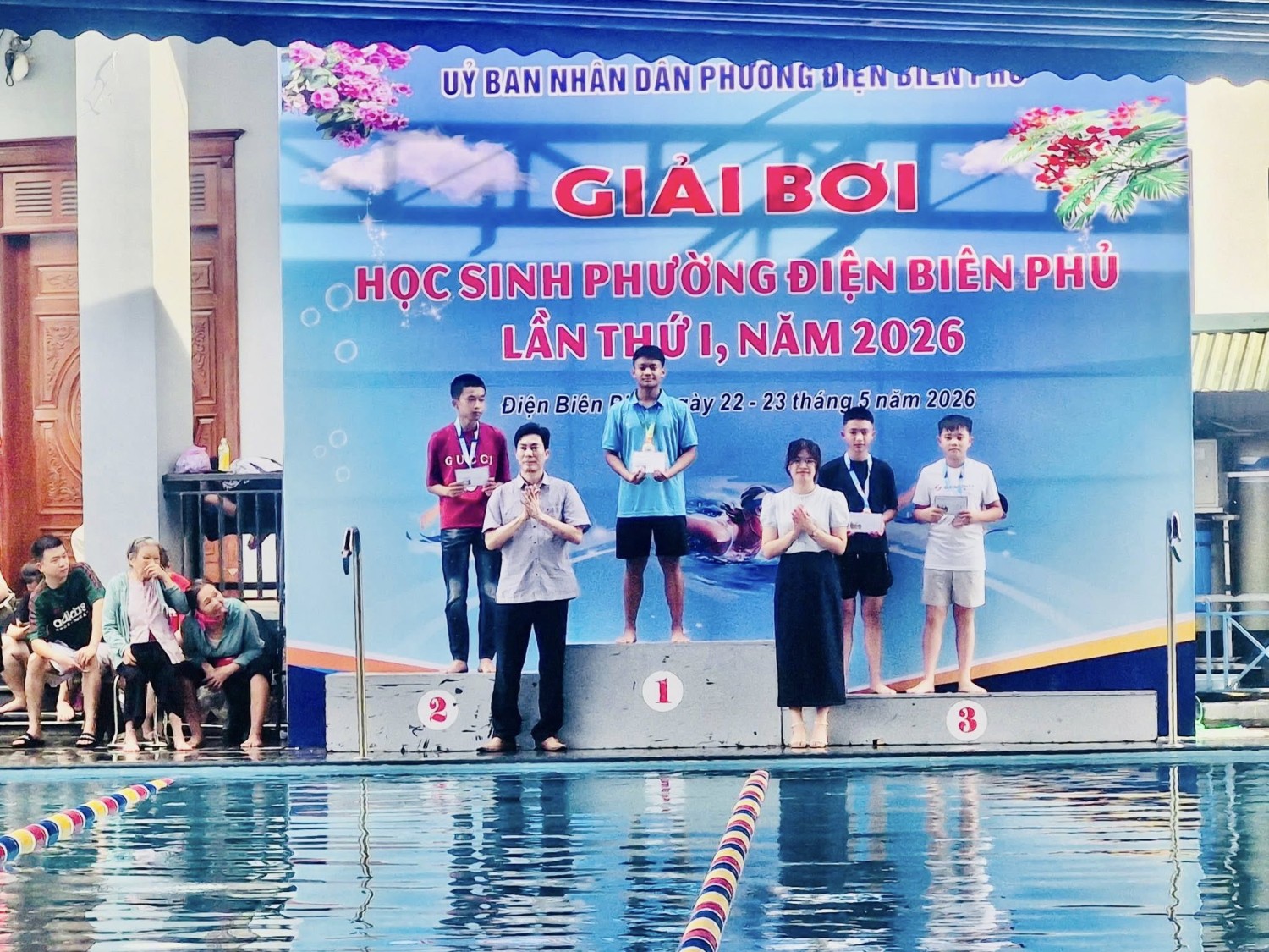 Trường THCS Trần Can tham gia giải bơi học sinh phường Điện Biên Phủ lần thứ i năm 2026 và đạt thành tích ấn tượng