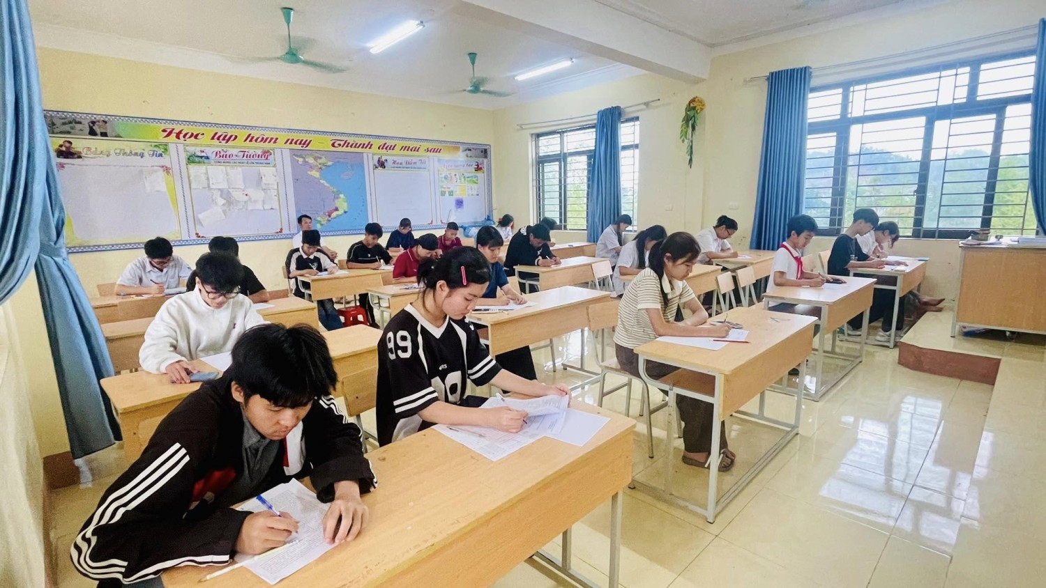 Kỳ thi thử vào lớp 10 THPT tại Trường THCS Trần Can