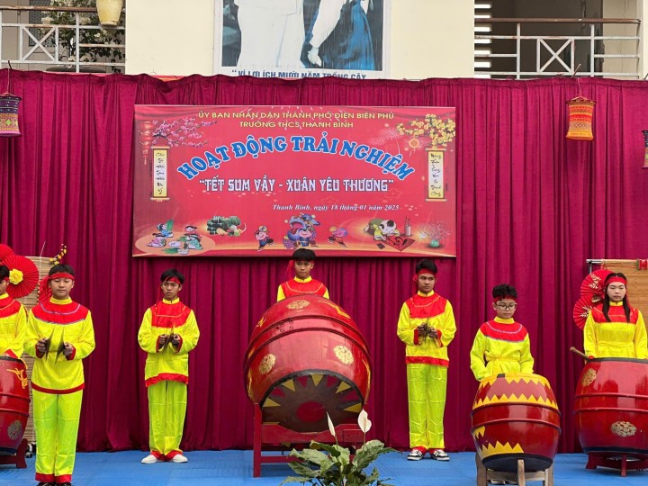 Một số hình ảnh hoạt động trải nghiệm 
