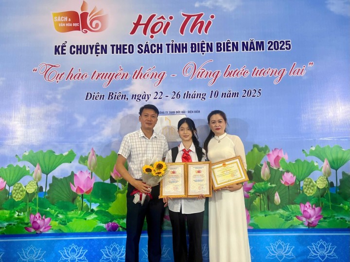 Một số hình ảnh tuyên dương kết quả cuộc thi kể chuyên năm 2025